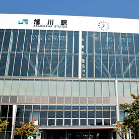 旭川駅周辺の人流データ - 毎日更新｜AI解析で見る北海道の最新人流トレンド