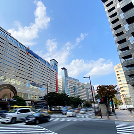天神駅周辺の人流データ - 毎日更新｜AI解析で見る福岡県主要エリアの最新人流トレンド