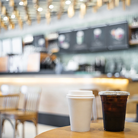 カフェ業界の人流データ - 毎日更新｜ AI解析で全国の最新人流動向を把握