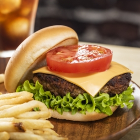 ファストフード業界の人流データ - 毎日更新｜ AI解析で全国の最新人流動向を把握