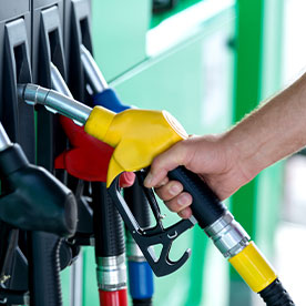 ガソリンスタンド業界の人流データ - 毎日更新｜ AI解析で全国の最新人流動向を把握